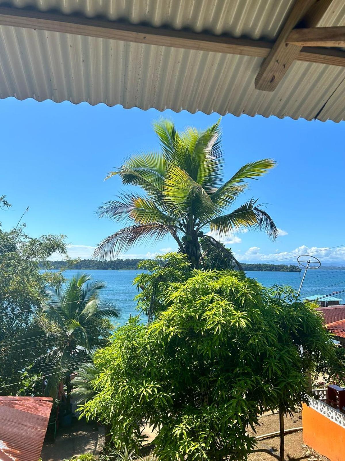 Blue Sky Hotel Bocas Town Exterior foto